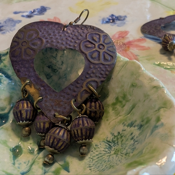 Purple Heart Dangle beaded fun Earrings - Picture 4 of 5